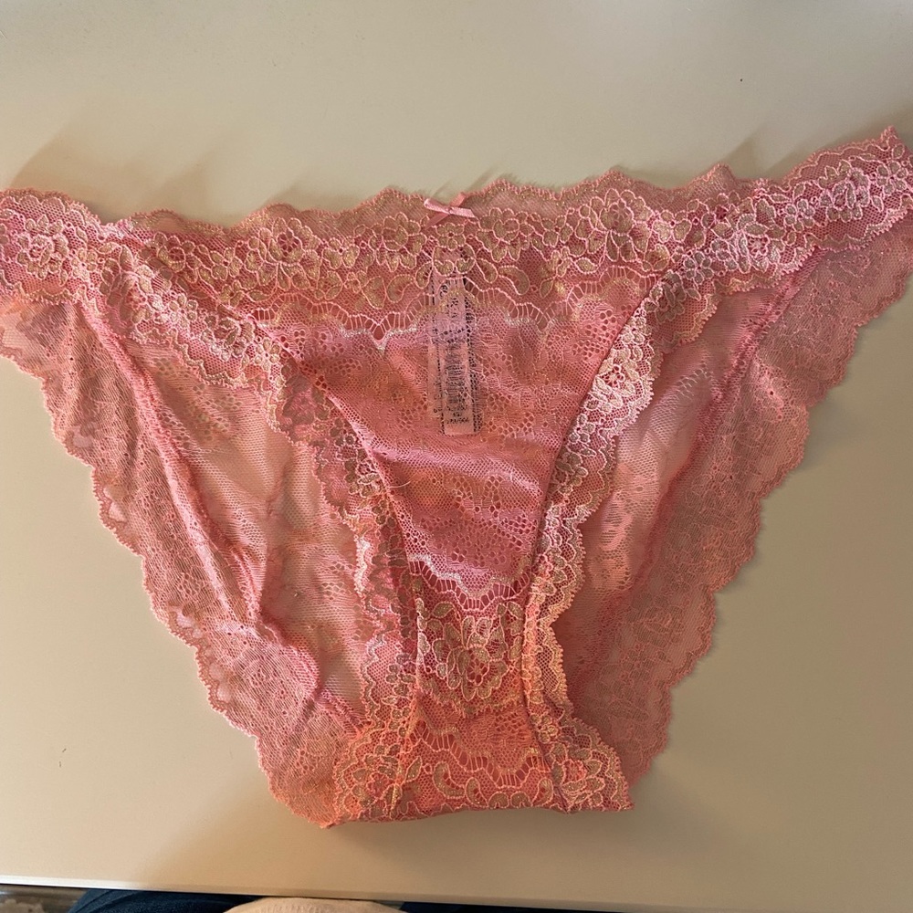 Brand new Victoria’s Secret lace panties xl